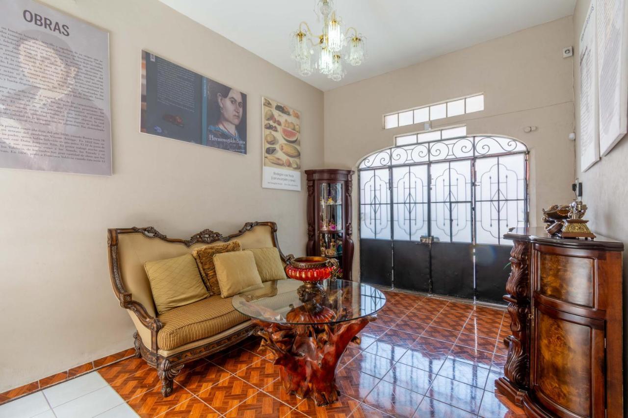Hosteria Casa Marquez Leon Bagian luar foto