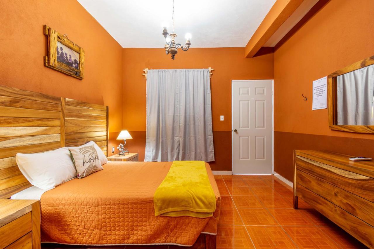 Hosteria Casa Marquez Leon Bagian luar foto