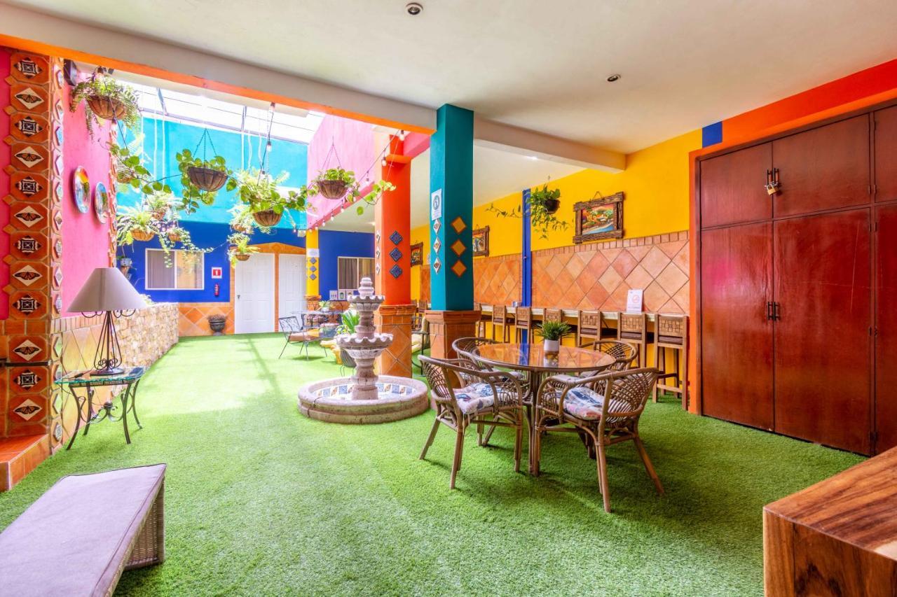 Hosteria Casa Marquez Leon Bagian luar foto